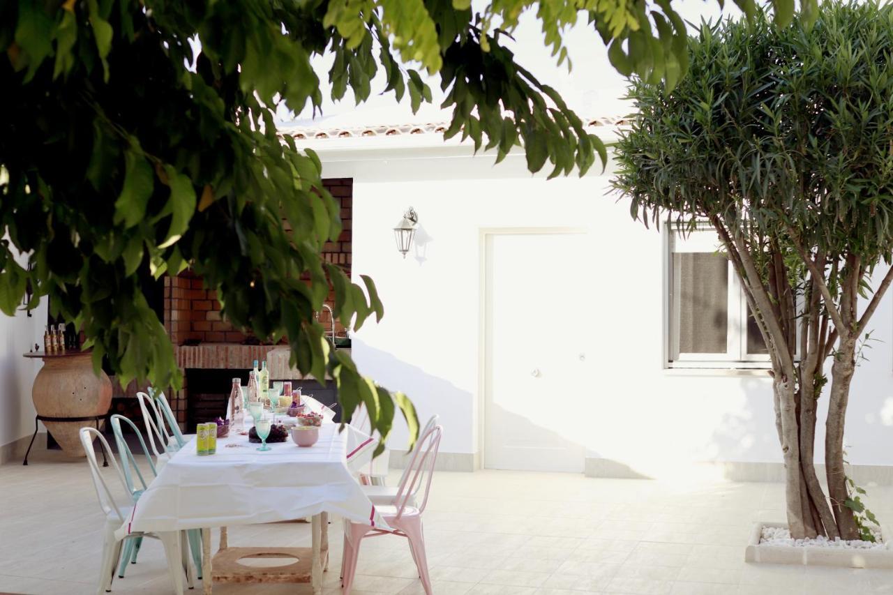 Ideal Escapadas Con Barbacoa Y Holiday home Tinarejos